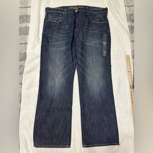 Men’s American Eagle 38x32 classic bootcut jeans. Brand new!